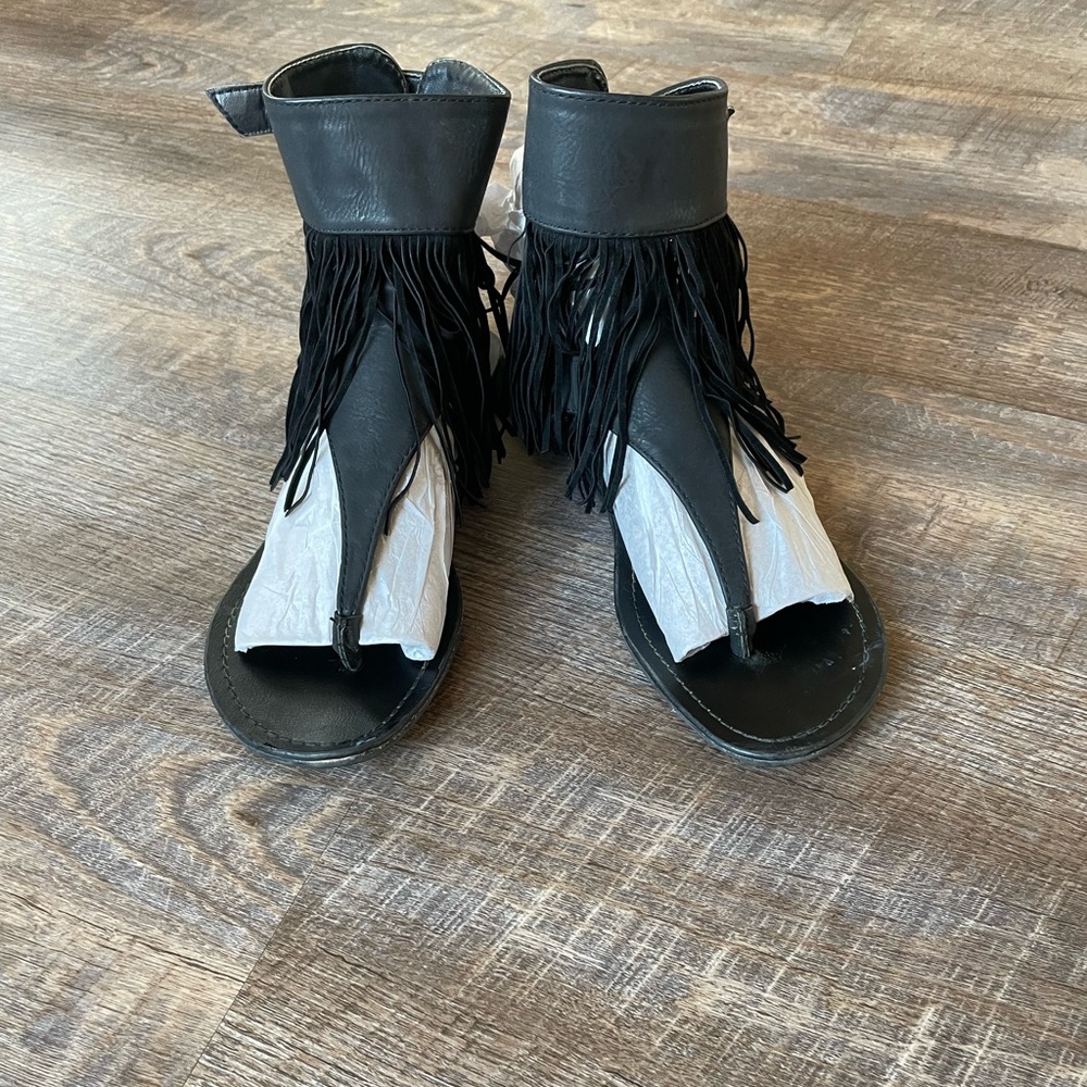 Ankle strap black sandals